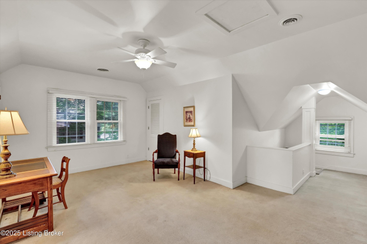 Listing Image 24