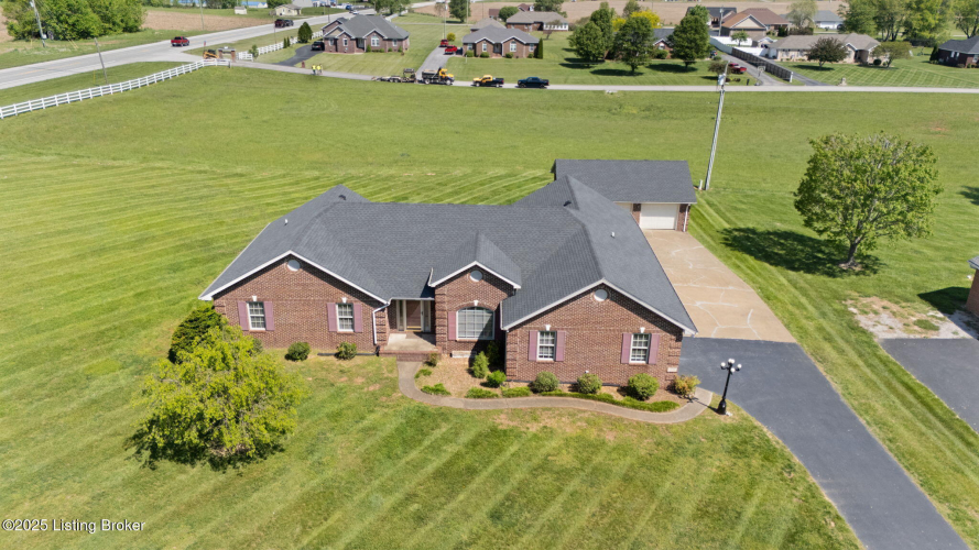 Listing Image 28
