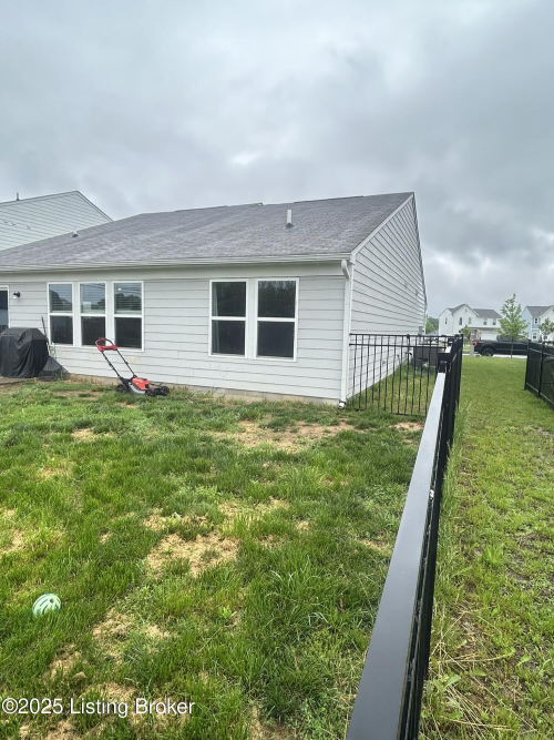Listing Image 36