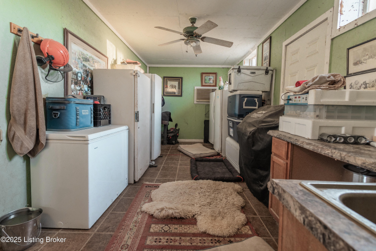 Listing Image 60