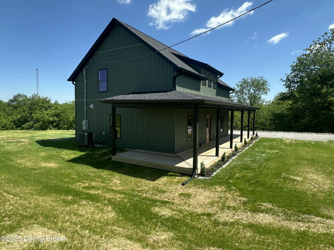 Listing Image 4
