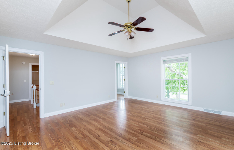 Listing Image 59