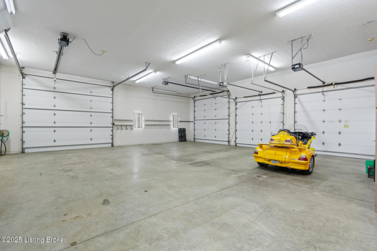 Listing Image 26