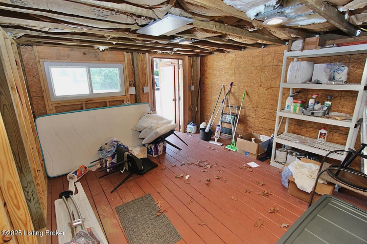 Listing Image 30