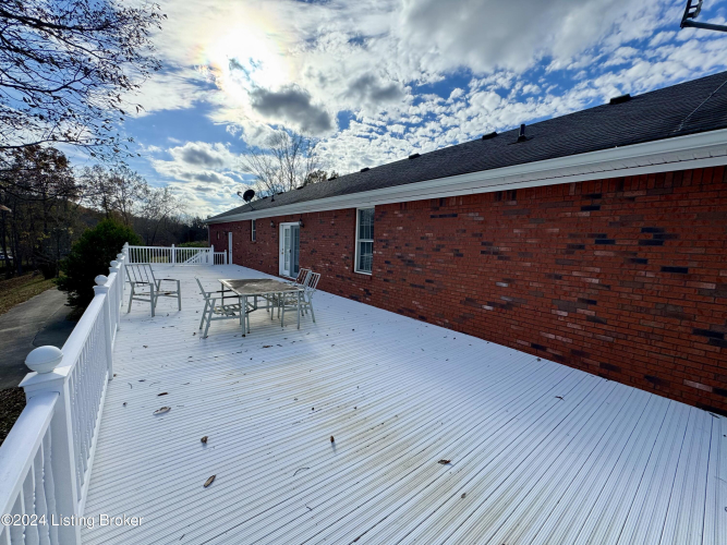 Listing Image 42