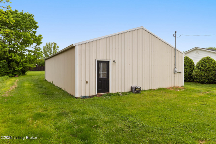 Listing Image 36