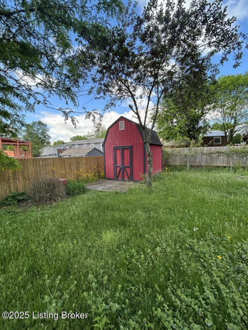 Listing Image 18