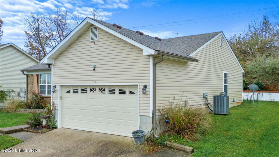 Listing Image 25