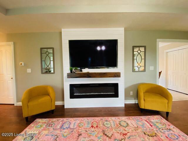 Listing Image 8