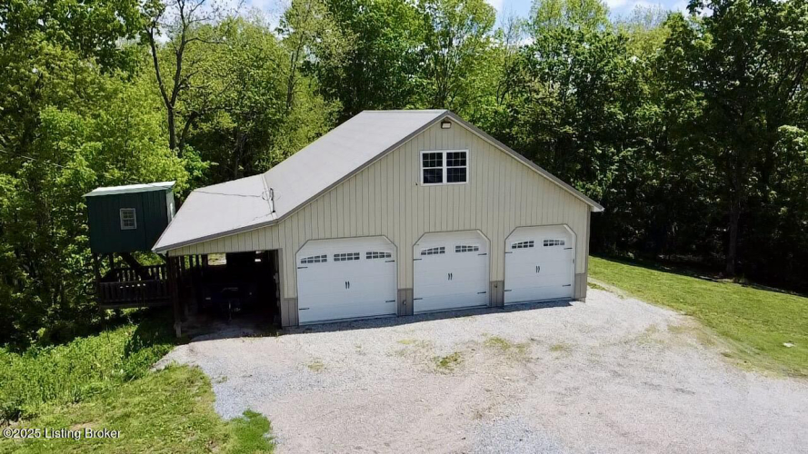 Listing Image 82