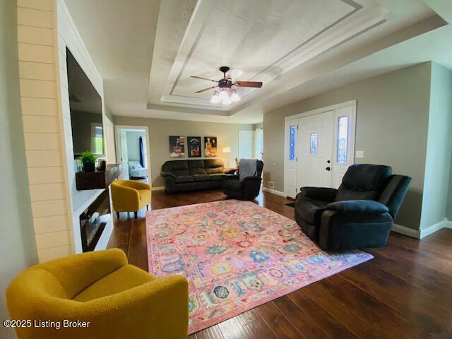 Listing Image 10