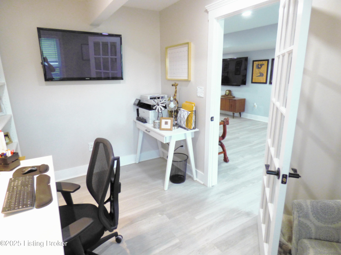 Listing Image 52
