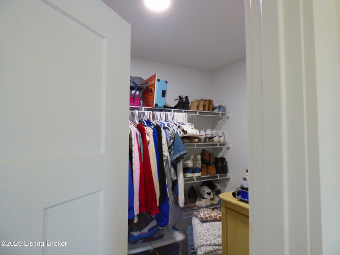 Listing Image 59