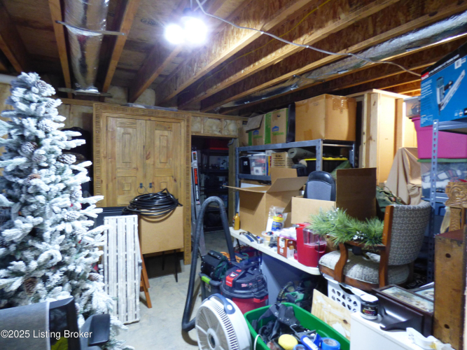Listing Image 61