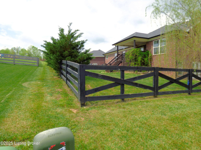 Listing Image 64