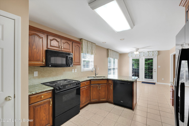 Listing Image 16