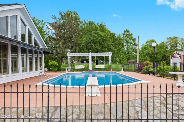 Listing Image 59
