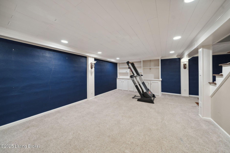 Listing Image 49