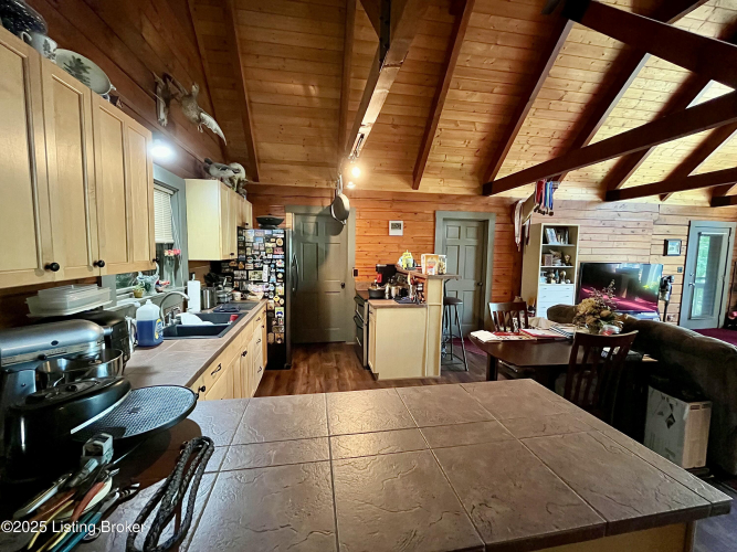 Listing Image 27