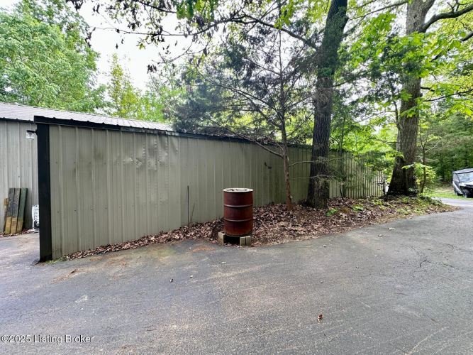 Listing Image 63