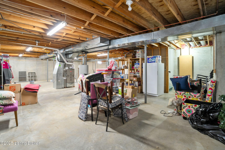 Listing Image 50