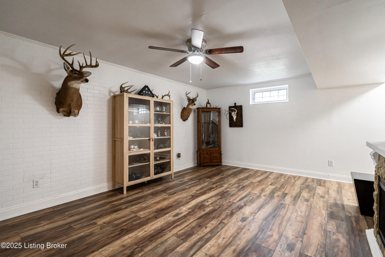 Listing Image 55