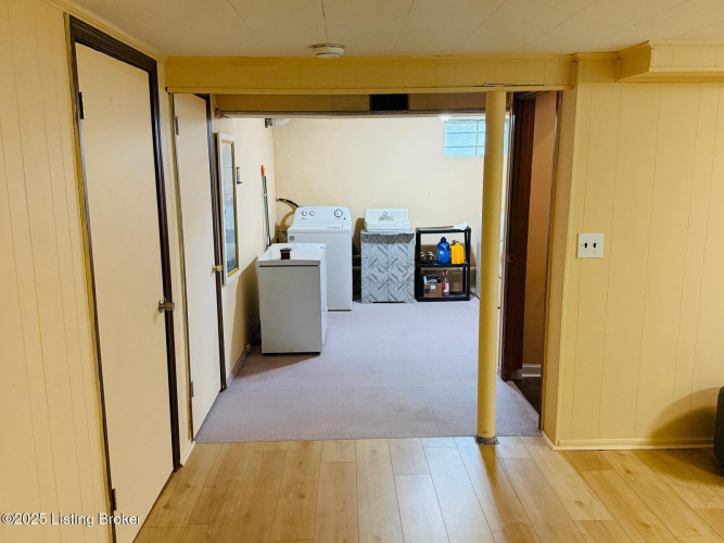 Listing Image 30