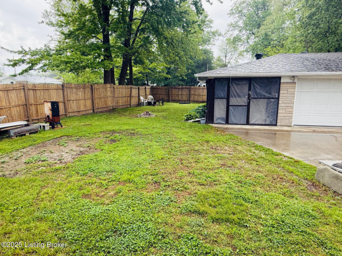 Listing Image 44