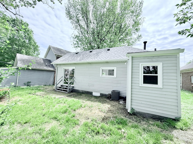 Listing Image 28