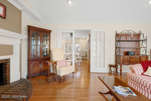 Listing Image 21
