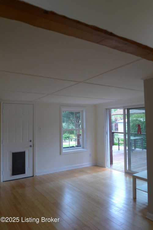 Listing Image 33