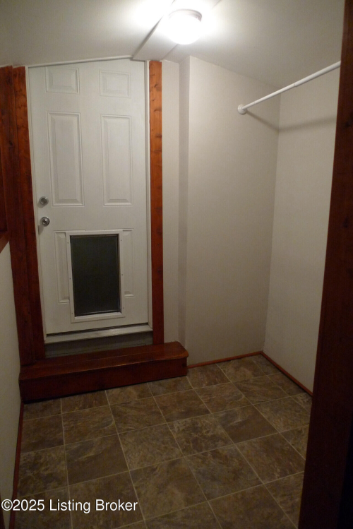 Listing Image 57