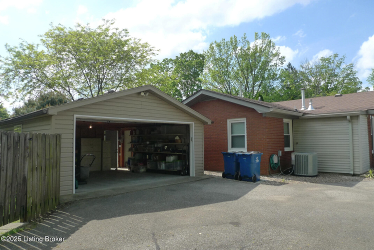 Listing Image 61