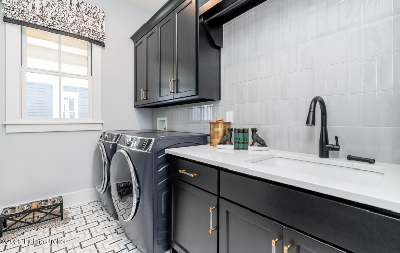 Listing Image 109