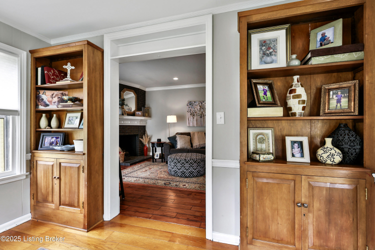 Listing Image 15
