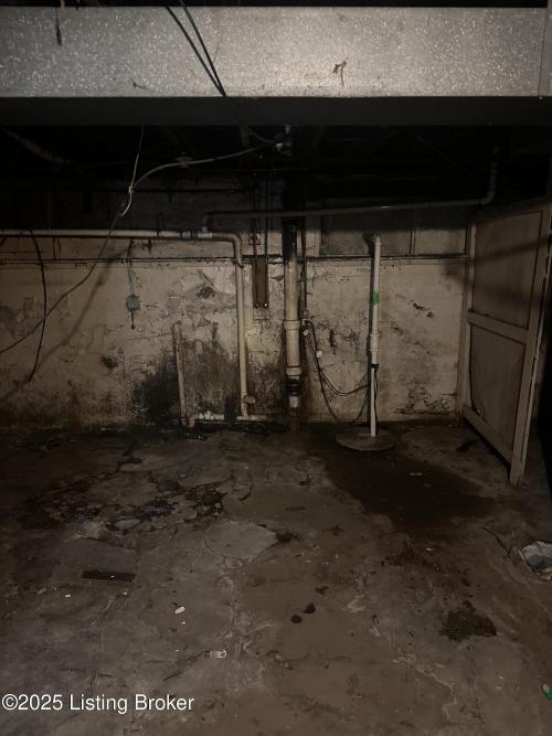 Listing Image 22