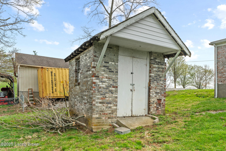Listing Image 23