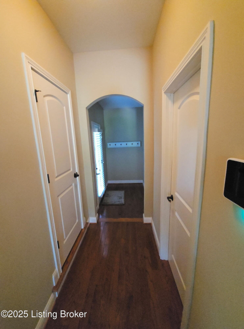 Listing Image 16