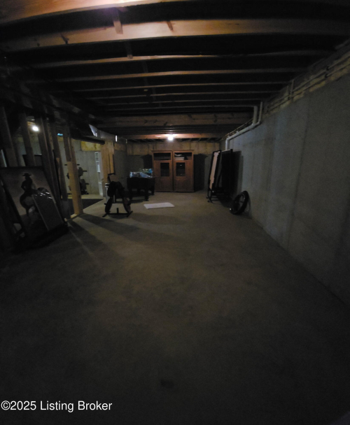 Listing Image 44