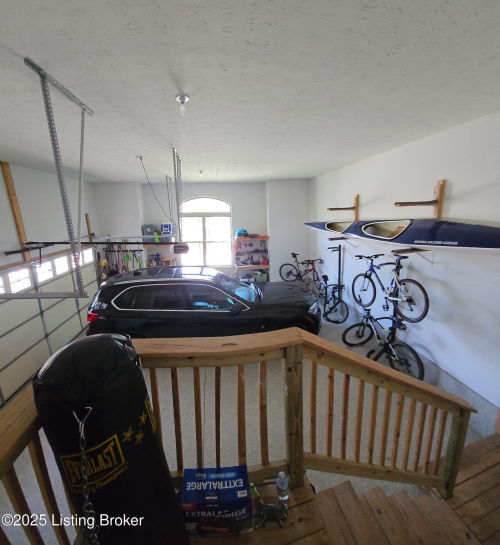 Listing Image 52