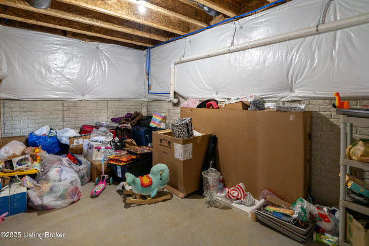 Listing Image 57