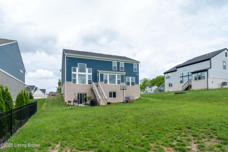 Listing Image 68