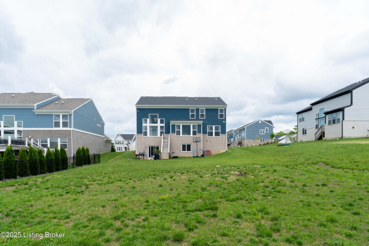 Listing Image 69