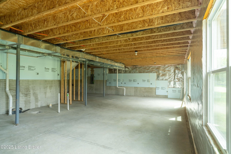 Listing Image 40