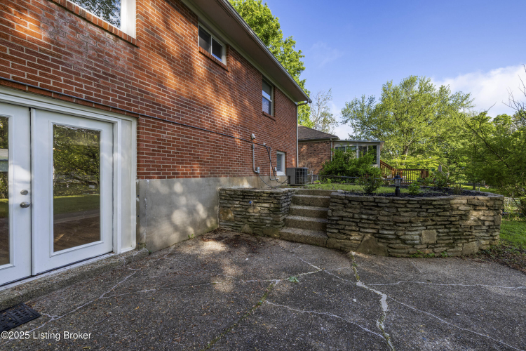 Listing Image 29