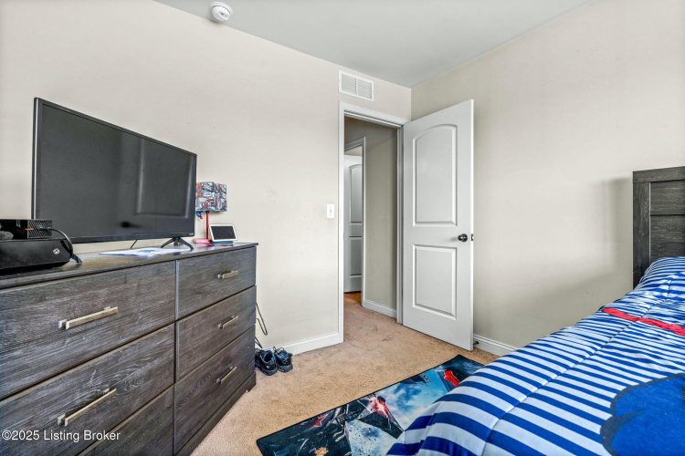 Listing Image 32