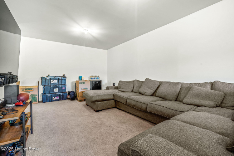 Listing Image 37