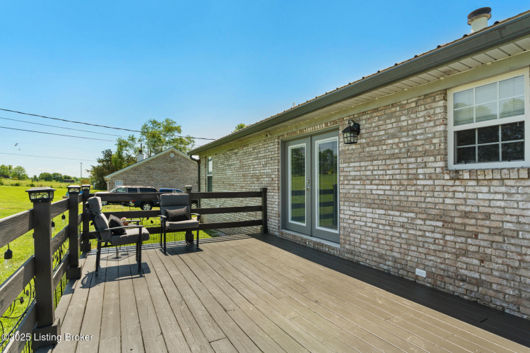 Listing Image 29