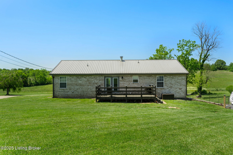 Listing Image 38