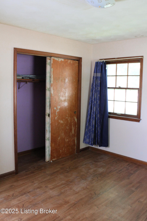 Listing Image 30